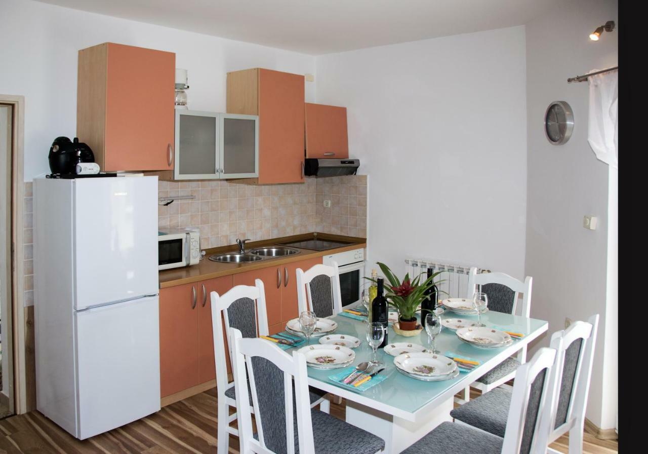 Apartments Ankica Шибеник Экстерьер фото