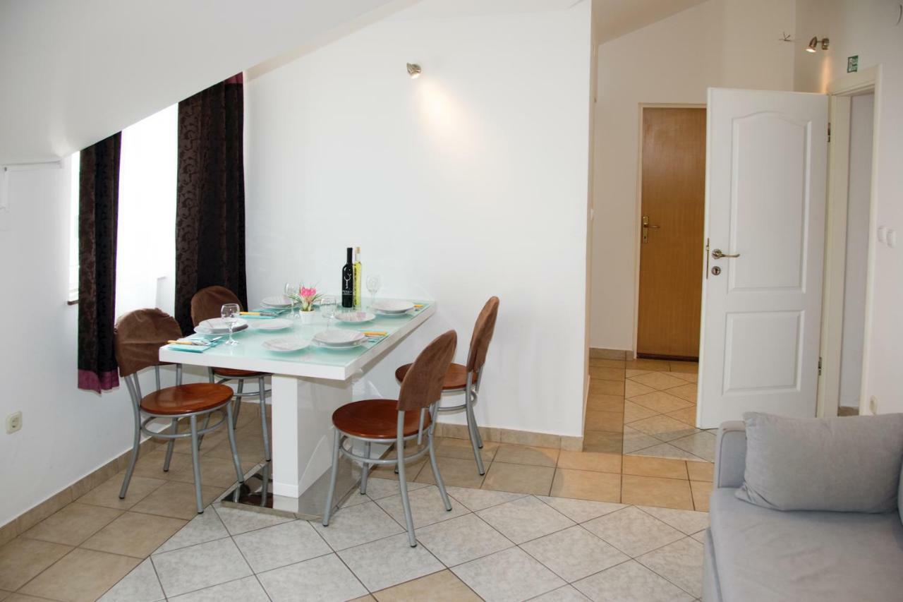 Apartments Ankica Шибеник Экстерьер фото